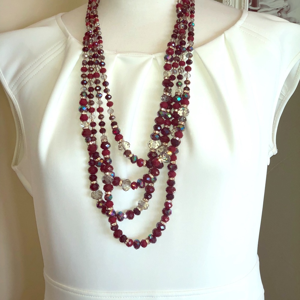 Shimmering beaded necklace
